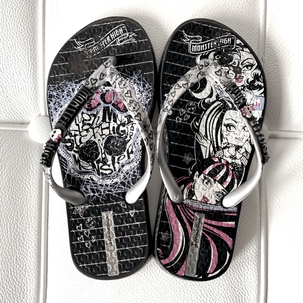 Ipanema Monster High Flip Flips 10/11